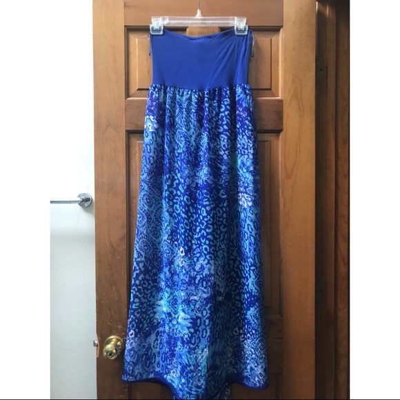 Swimsuit Coverup - Picture 2 of 6